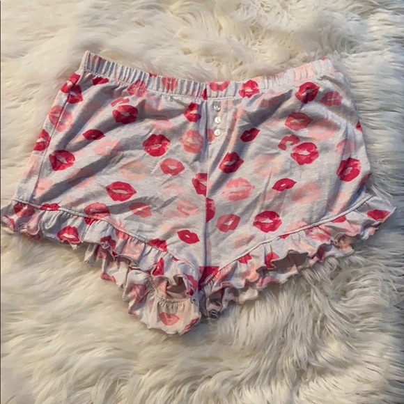 Lips 💋 PJ set - super soft - Picture 3 of 4